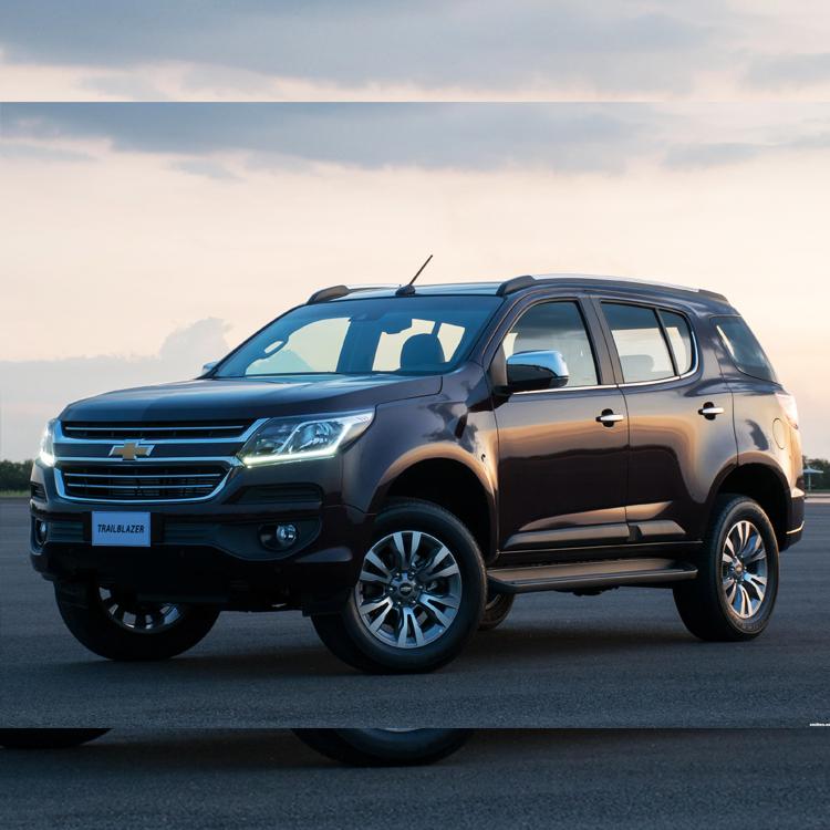 PISOS CALCE PERFECTO CHEVROLET TRAILBLAZER AWKA (DELANTEROS, 2da Y 3ra CORRIDA)