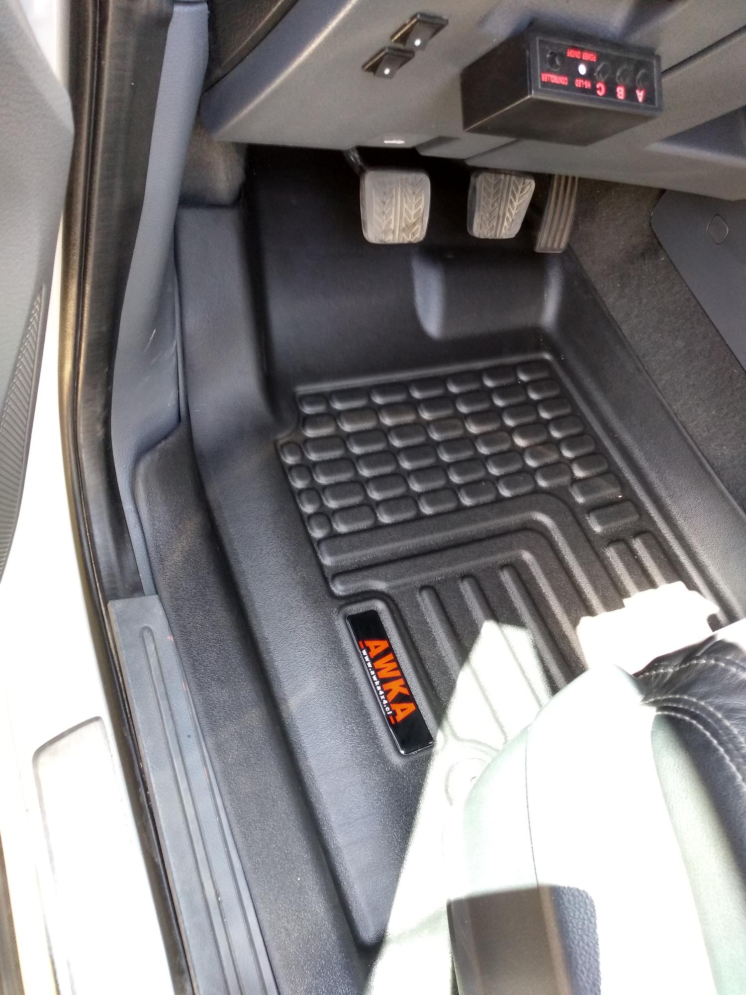 PISOS CALCE PERFECTO FORD RANGER/ MAZDA BT50 AWKA (DELANTEROS Y TRASEROS)