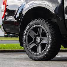 JUEGO DE 4 LLANTAS  17X8.5 6X139.7/-18 BLACK RHINO RAVINE MATTE BLACK