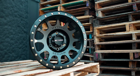 Llanta Method Race Wheels MR305 NV 17x8.5 6x135 ET0 – Negro Mate