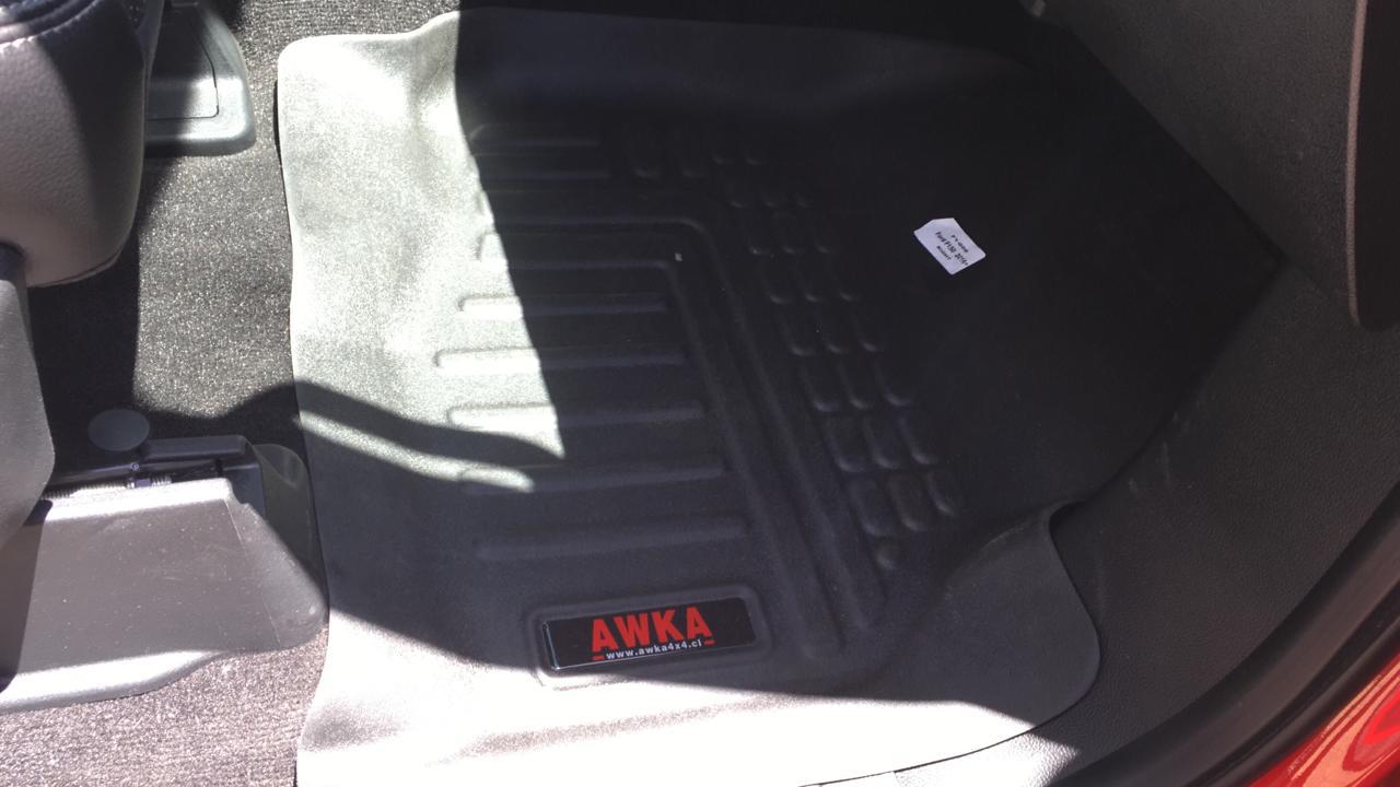 PISOS CALCE PERFECTO FORD F-150 AWKA (DELANTEROS)