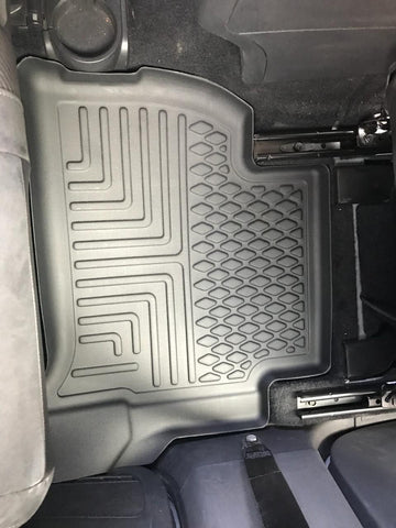 PISOS CALCE PERFECTO VOLKSWAGEN AMAROK AWKA (DELANTEROS Y TRASEROS) (CON POSA VASO)