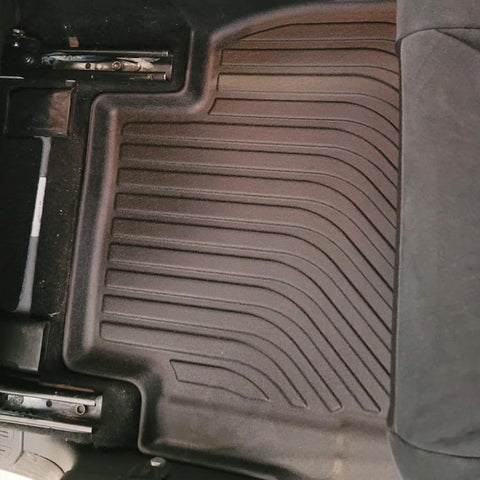 PISOS CALCE PERFECTO VOLKSWAGEN AMAROK AWKA (DELANTEROS Y TRASEROS) (CON POSA VASO)