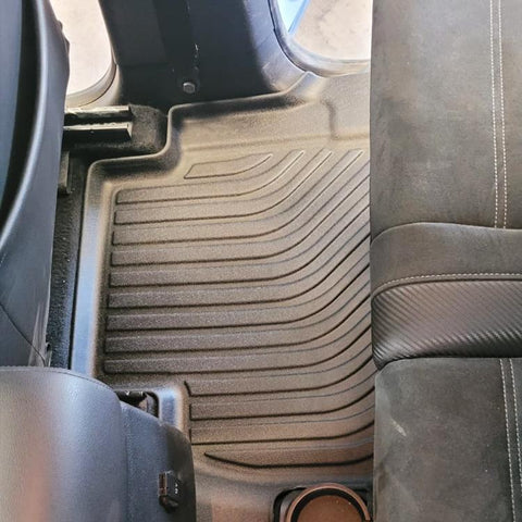 PISOS CALCE PERFECTO VOLKSWAGEN AMAROK AWKA (DELANTEROS Y TRASEROS) (CON POSA VASO)