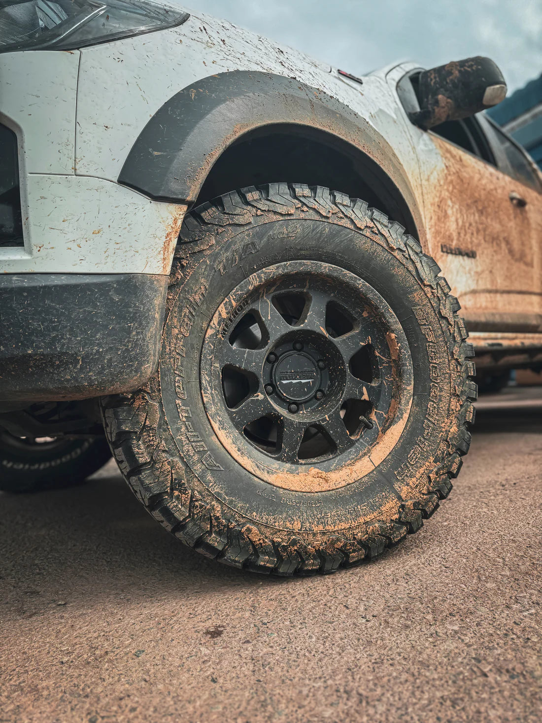 Llanta Method Race Wheels MR701 Bead Grip 17x9 6x139.7 ET-12 – Negro Mate