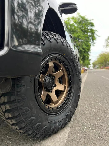 JUEGO DE 4 NEUMATICOS RADAR 265/70R17 R/T