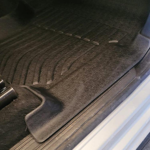 PISOS CALCE PERFECTO VOLKSWAGEN AMAROK AWKA (DELANTEROS Y TRASEROS) (SIN POSA VASO)