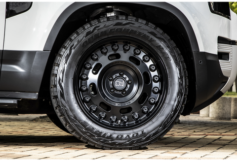 Juego de 4 Llantas Black Rhino Axle 17x9.5 | 6x139.7 | ET -18 | Matte Black