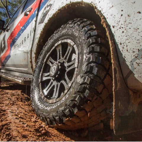 Juego de 4 Neumáticos MUD TERRAIN T/A KM3 245/75R17